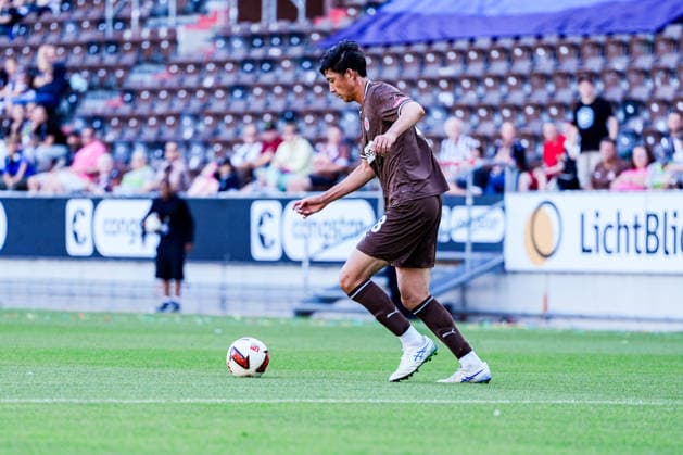 Germany Soccer 2. Bundesliga 2026–27, Preseason Match: FC St. Pauli vs. Deportivo de A Coruna, Millerntor Stadium, Hamburg, Taichi Hara, FC St. Pauli, 18, Cutout Copyright: xStefanxTrochax