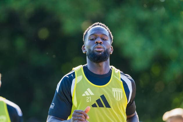 Jeff Mensah, 1 FC Bocholt, age 21, warming up for VFB Hilden vs. 1 FC Bocholt, soccer, Regionalliga West, Matchday 1, 2026–27 season, August 1, 2026, VFB Hilden vs. 1 FC Bocholt, soccer, Regionalliga West, Matchday 1, 2026–27 season, August 1, 2026, Hilden Copyright: xEibner-Pressefoto LukasxBaldygax EP_LBA