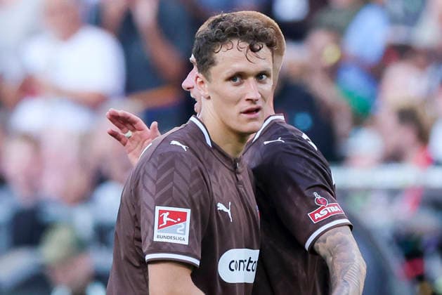 Martijn Kaars of FC St. Pauli celebrates after scoring his team s second goal alongside Mathias Rasmussen of FC St. Pauli during the preseason friendly match between FC St. Pauli and RC Deportivo La Coruna at Millerntor Stadium on August 1, 2026, in Hamburg, Germany. Photo by Marco Steinbrenner, DeFodi Images