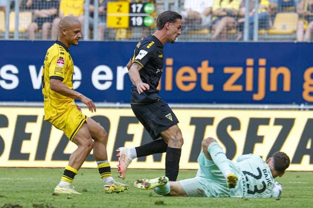 KERKRADE , 01-08-2026 ,Parkstad Limburg Stadium , 2026 2027 , Dutch Keuken Kampioen Divisie football , Pre-season friendly match between Roda JC and Alemannia Aachen , pictures shows Roda JC player Anthony van den Hurk Roda JC - Alemannia Aachen  x205380759x Copyright: