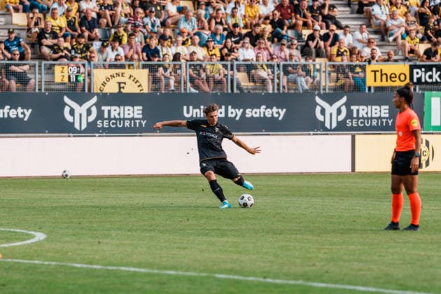 Netherlands vs. Germany Men s Soccer Friendly 2026 2027 Roda JC Kerkrade vs. Alemannia Aachen Parkstad Limburg Stadium, Matti Wagner (Alemannia Aachen), 3 players on the ball, direct free kick Copyright: xThiemoxRudolphx