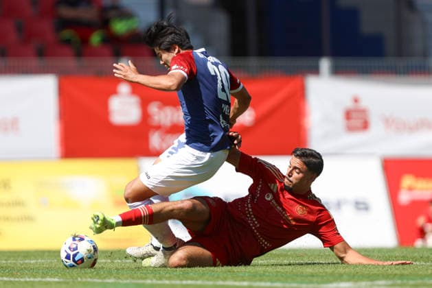 Yuta Inoue of KFC Uerdingen 05 and Reda Ouakil of Delay Sports Berlin battle for the ball during the friendly match between KFC Uerdingen 05 and Delay Sports Berlin at Grotenburg Stadium on August 1, 2026, in Krefeld, Germany Photo by Oliver Kaelke DeFodi Images Yuta Inoue of KFC Uerdingen 05 and Reda Ouakil of Delay Sports Berlin battle for the ball during the friendly match between KFC Uerdingen 05 and Delay Sports Berlin at Grotenburg Stadium on August 1, 2026 in Krefeld, Germany. Photo by Oliver Kaelke, DeFodi Images