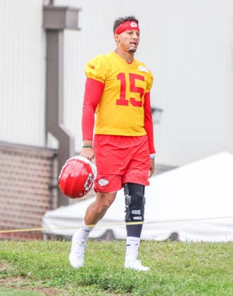 AUGUST 1, 2026: Kansas City Chiefs quarterback Patrick MahomesÃ‚ walks down the hill towards the field at Chiefs training camp in St. Joseph, MO. CSM St. Joseph United States - ZUMAc04_ 20260801_zma_c04_037 Copyright: xRomanxPunox