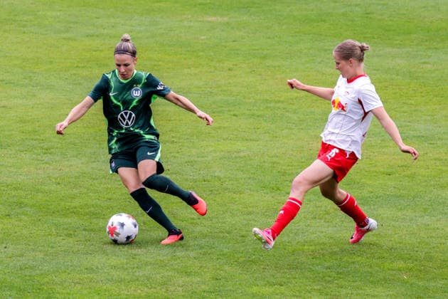 August 1, 2026, xgrfx, Women s Soccer Friendly Match, RB Leipzig vs. VfL Wolfsburg, featuring Svenja Huth (VfL Wolfsburg) and Emilia Kiaer Asgeirsdottir (RB Leipzig). DFL and DFB regulations prohibit any use of photographs as image sequences and or quasi-video. Leipzig