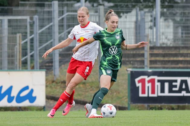 August 1, 2026, xgrfx, Women s Soccer Friendly Match, RB Leipzig vs. VfL Wolfsburg, Emilia Kiaer Asgeirsdottir (RB Leipzig), Sophia Kleinherne, VfL Wolfsburg. DFL and DFB regulations prohibit any use of photographs as image sequences and or quasi-video. Leipzig