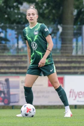 August 1, 2026, xgrfx, Women s Soccer Friendly Match, RB Leipzig vs. VfL Wolfsburg, Sophia Kleinherne, VfL Wolfsburg. DFL and DFB regulations prohibit any use of photographs as image sequences and or quasi-video. Leipzig