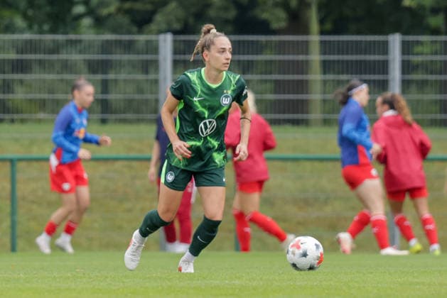 August 1, 2026, xgrfx, Women s Soccer Friendly Match, RB Leipzig vs. VfL Wolfsburg, Sophia Kleinherne, VfL Wolfsburg. DFL and DFB regulations prohibit any use of photographs as image sequences and or quasi-video. Leipzig