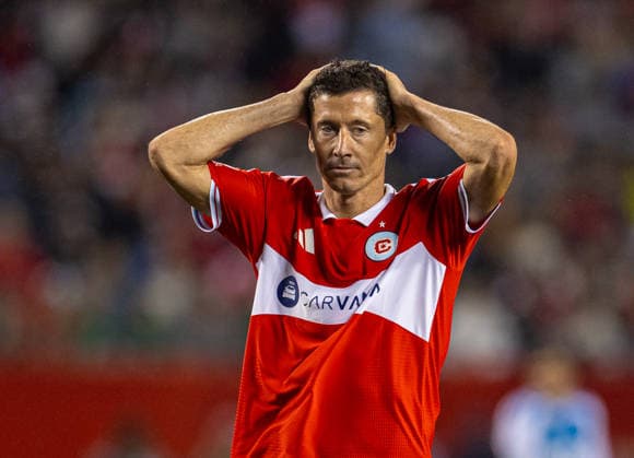 Football - Major League Soccer - Chicago Fire FC v Charlotte FC CHICAGO, USA - Saturday, August 1, 2026: Chicago Fire s Robert Lewandowski in action during a Major League Soccer match between Chicago Fire FC and Charlotte FC at Soldier Field. (Photo by David Rawcliffe Propaganda) CHICAGO Soldier Field ILLINOIS UNITED STATES OF AMERICA  Copyright: xDavidxRawcliffex P2026-08-01-Chicago_Fire_Charlotte-23