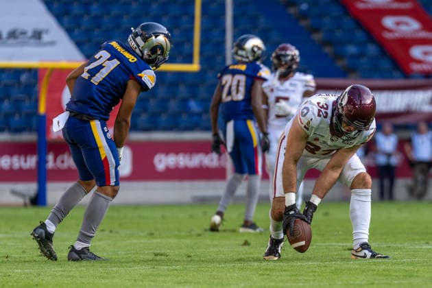 Lukas Wiesbrock of Rhein Fire, 32, catches the ball, GER Rhein Fire vs. Alpine Rams, American Football, AFLE, 2026 Season, August 1, 2026 GER Rhein Fire vs. Alpine Rams, American Football, AFLE, 2026 Season, August 1, 2026, Duisburg Copyright: xEibner-Pressefoto FabianxFriesex EP_FFE
