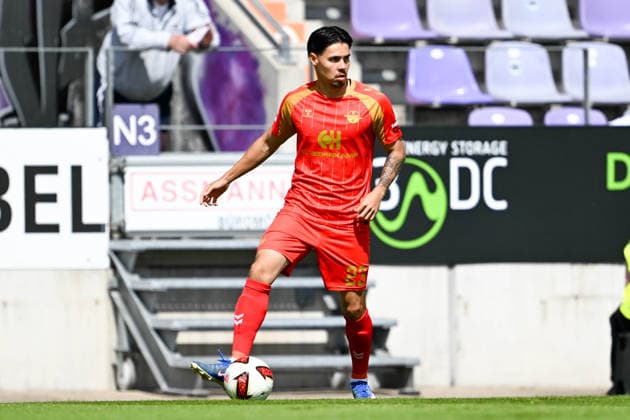 Friendly Match 26 vs. 27: VfL Osnabrück vs. SC Paderborn on August 1, 2026, at Bremer Brücke in Osnabrück; Raphael Obermair (Paderborn) in possession of the ball MT