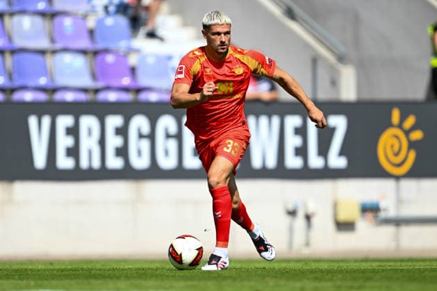 Friendly Match 26 vs. 27: VfL Osnabrück vs. SC Paderborn on August 1, 2026, at Bremer Brücke in Osnabrück; Marcel Hoffmeier (Paderborn) in possession of the ball MT