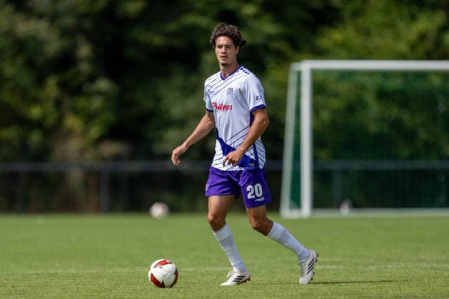 Friendly Match 26 vs. 27: VfL Osnabrück vs. SV Meppen on August 1, 2026, at Blau Weiss Schinkel in Osnabrück; Theo Janotta, Osnabrück, in control of the ball MT