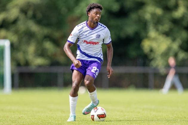 Friendly Match 26 vs. 27: VfL Osnabrück vs. SV Meppen on August 1, 2026, at Blau Weiss Schinkel in Osnabrück; Tony Lesueur, Osnabrück, in action MT