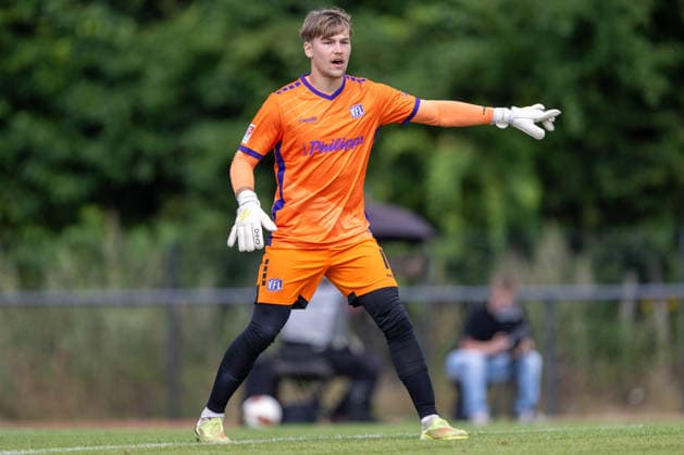 Friendly Match 26 vs. 27: VfL Osnabrück vs. SV Meppen on August 1, 2026, at Blau Weiss Schinkel in Osnabrück; Goalie: Niklas Sauter, Osnabrück MT