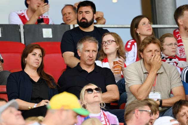 Youri Mulder, Director of Professional Soccer at FC Schalke 04, and Frank Baumann, Sporting Director at FC Schalke 04, with his wife Stephanie, Thursday, August 1, 2026, Soccer, 2026–2027 season, friendly match, KSV Hessen Kassel vs. FC Schalke 04, 0–5, Kassel Auestadion, North Rhine-Westphalia, Germany Team2