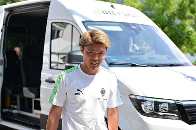 August 2, 2026 Rottach Egern Soccer, Men s, 2026–2027 season, Borussia Mönchengladbach training camp; arrival of the Gladbach team at the team hotel, Zento Uno Gladbach; DFL regulations prohibit any use of photographs as image sequences and or quasi-video; Am Birkenmoos Stadium, Bavaria, Germany