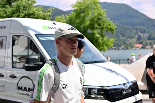 August 2, 2026 Rottach Egern Soccer, Men s, 2026–2027 season, Borussia Mönchengladbach training camp; arrival of the Gladbach team at the team hotel—here, David Herold, Gladbach. DFL regulations prohibit any use of photographs as image sequences and or quasi-video. Am Birkenmoos Stadium, Bavaria, Germany