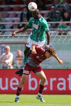 August 26, 2026, GER, Regionalliga Nord, Soccer, Matchday 1, 2026–2027 Season, Dietmar Scholze Stadium at the Lohmuehle, VfB Lübeck vs. SC Weiche Flensburg, header duel between Daouda Beleme (VfB Lübeck, 21) and Theo Behrmann (SC Weiche Flensburg, 08), photo by nordphoto GmbH, Tauchnitz, Lübeck, Dietmar Scholze Stadium an der Lohmuehle, SH, Germany Copyright: xnordphotoxGmbHx xTauchnitzx