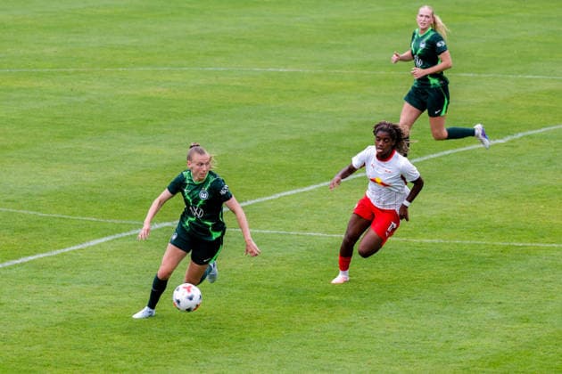 August 1, 2026, xgrfx, Women’s Soccer Friendly Match, RB Leipzig vs. VfL Wolfsburg, Lieske Carleer (VfL Wolfsburg), Delice Boboy (RB Leipzig). DFL and DFB regulations prohibit any use of photographs as image sequences and or quasi-video. Leipzig