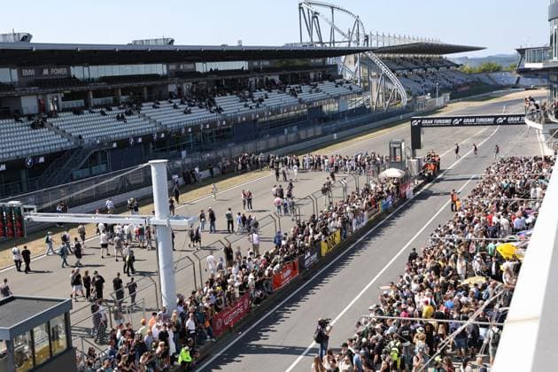 Fans at the grid walk during the seventh round of the NLS at the Nürburgring, GER, Motorsports, 2026 Nürburgring Endurance Series, NLS, 6-Hour ADAC Ruhr Cup Race, Race 7, Nürburgring, Germany, Rhineland-Palatinate, August 1, 2026 GER, Motorsports, 2026 Nürburgring Endurance Series, NLS, 6-Hour ADAC Ruhr Cup Race, Race 7, Nürburgring, Germany, Rhineland-Palatinate, August 1, 2026, Nürburgring Copyright: xEibner-Pressefoto JuergenxAugstx EP_JAT