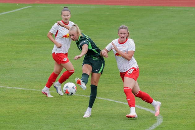 August 1, 2026, xgrfx, Women’s Soccer Friendly Match, RB Leipzig vs. VfL Wolfsburg, featuring Ella Peddemor of VfL Wolfsburg and Marie Kleemann of RB Leipzig. DFL and DFB regulations prohibit any use of photographs as image sequences and or quasi-video. Leipzig
