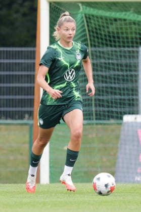 August 1, 2026, xgrfx, Women s Soccer Friendly Match, RB Leipzig vs. VfL Wolfsburg, Julia Landenberger (VfL Wolfsburg). DFL and DFB regulations prohibit any use of photographs as image sequences and or quasi-video. Leipzig