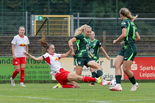 August 1, 2026, xgrfx, Women s Soccer Friendly Match, RB Leipzig vs. VfL Wolfsburg, featuring Anny Kerim Lindland (VfL Wolfsburg). DFL and DFB regulations prohibit any use of photographs as image sequences and or quasi-video. Leipzig