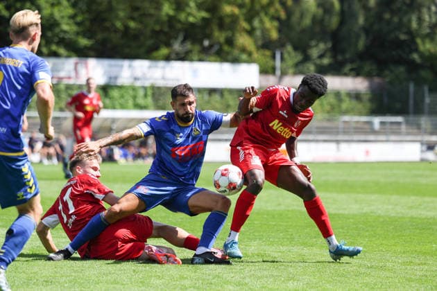 Soccer I Men s I 2026–2027 Season I Regionalliga Nord I Matchday 1 I Eintracht Norderstedt vs. SV Atlas Delmenhorst I August 2, 2026 Melvin Zimmer 11, FC Eintracht Norderstedt Ibrahim Temin 5, SV Atlas Delmenhorst Ezra Ampofo 29, FC Eintracht Norderstedt Copyright: xLobeca RalfxHomburgx