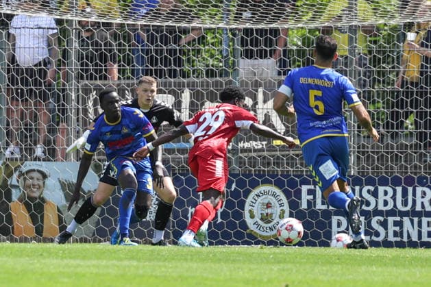 Soccer I Men I 2026–2027 Season I Regionalliga Nord I Matchday 1 I Eintracht Norderstedt vs. SV Atlas Delmenhorst I August 2, 2026 Andre Ndiaye 3, SV Atlas Delmenhorst Damian Schobert 1, SV Atlas Delmenhorst Ezra Ampofo 29, FC Eintracht Norderstedt Copyright: xLobeca RalfxHomburgx