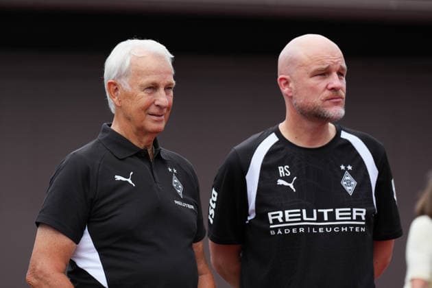 August 2, 2026, xydrx, soccer, training camp, Borussia Mönchengladbach, 2026–2027 season, Birkenmoos Stadium: Rainer Bonhof, President of Borussia Mönchengladbach, in conversation with Rouven Schroeder, Sporting Director of Borussia Mönchengladbach. DFB regulations prohibit any use of photographs as image sequences and or quasi-video. Copyright: HMBxMedia YannisxDreimann
