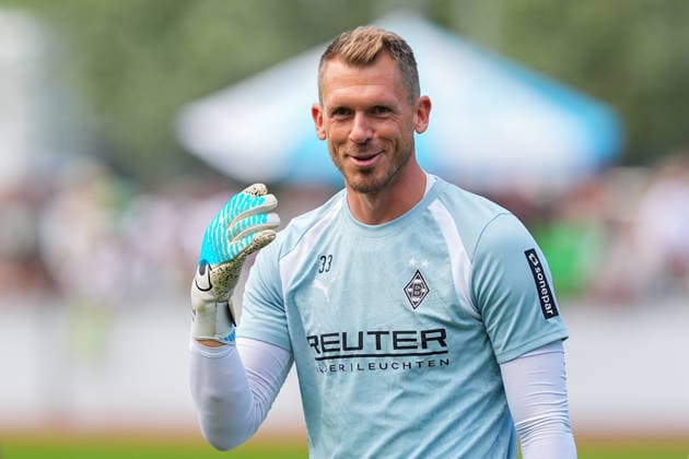 August 2, 2026, xydrx, soccer, training camp, Borussia Mönchengladbach, 2026–2027 season, Birkenmoos Stadium, Daniel Batz, Borussia Mönchengladbach, 33 gesturing; DFB regulations prohibit any use of photographs as image sequences and or quasi-video Copyright: HMBxMedia YannisxDreimann