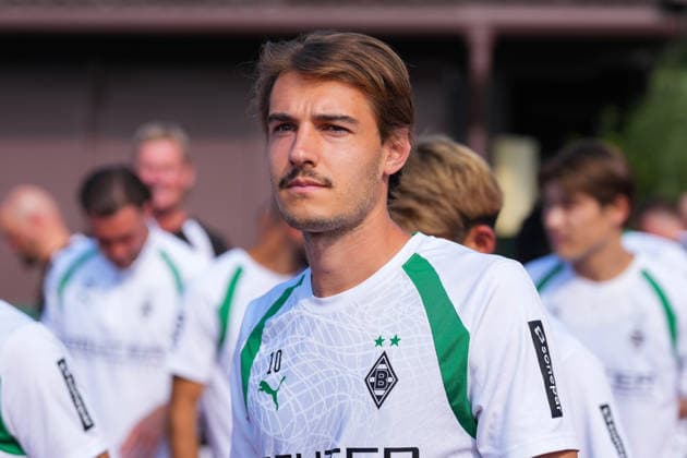 August 2, 2026, xydrx, soccer, training camp, Borussia Mönchengladbach, 2026–2027 season, Stadion am Birkenmoos, Florian Neuhaus, Borussia Mönchengladbach, 10. DFB regulations prohibit any use of photographs as image sequences and or quasi-video. Copyright: HMBxMedia YannisxDreimann