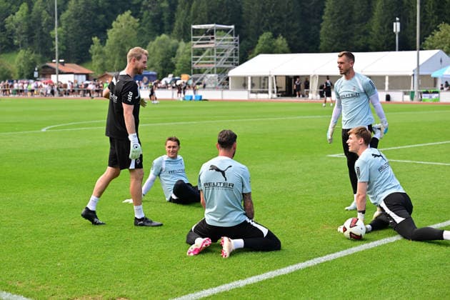 August 2, 2026 Rottach Egern Soccer, Men s, 2026–2027 Season, Borussia Mönchengladbach Training Camp The goalkeeper team (from left): Andre Wachter, goalkeeper coach for Gladbach; Jan Olschowsky, goalkeeper for Gladbach; Goalkeeper Tobias Sippel (Gladbach), Goalkeeper Daniel Batz (Gladbach), Goalkeeper Moritz Nicolas (Gladbach). DFL regulations prohibit any use of photographs as image sequences and or quasi-video. Am Birkenmoos Stadium, Bavaria, Germany