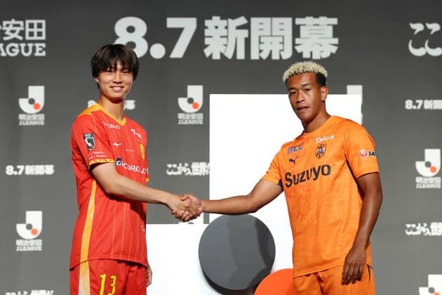 (L-R) Haruya Fujii (Grampus), Jelani Reshaun Sumiyoshi (S-Pulse), AUGUST 3, 2026 - Football Soccer : 2026-27 J League Opening Event in Tokyo, Japan. Noxthirdxpartyxsales  aflo_339919641 YUTAKAx