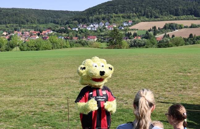 GER, Bayer 04 Leverkusen Training Camp in Blankenhain, August 3, 2026, Blankenhain, GER, 2026–2027 Season, Bundesliga 1, Bayer 04 Leverkusen Training Camp in Pictures: The Werkself Mascot in Scenic Surroundings. DFL regulations prohibit any use of photographs as image sequences and or quasi-video.