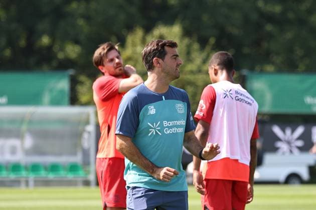 GER, Bayer 04 Leverkusen Training Camp in Blankenhain, August 3, 2026, Blankenhain, GER, 2026–2027 Season, Bundesliga 1, Bayer 04 Leverkusen Training Camp in Pictures: Coach Carles Martinez. DFL regulations prohibit any use of photographs as image sequences and or quasi-video content.
