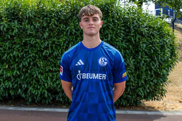 August 3, 2026, Photo shoot for the 2026–2027 season at FC Schalke 04, Bundesliga 1, , Dylan Leonard, FC Schalke 04, Gelsenkirchen, Veltins Arena, North Rhine-Westphalia, Germany, xRHR, PHOTO DEx Copyright: DennisxEwert RHR-FOTOx RHR-FOTO DE