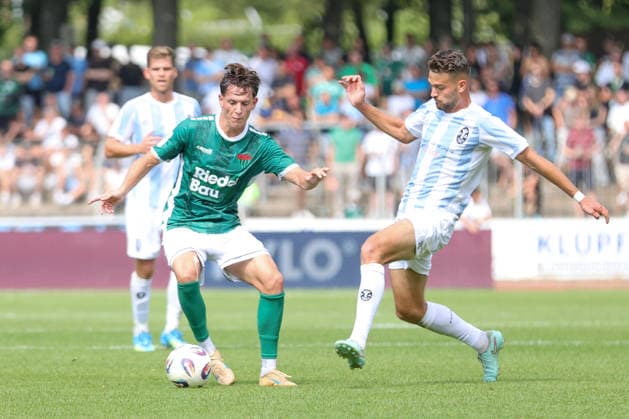 August 1, 2026, Men s, Soccer, 2026–2027 Season, Bavarian Regional League, Matchday 2: 1 FC Schweinfurt 1905 vs. TSV 1860 Munich. From left: Lukas Mrozek (FC Schweinfurt 05, No. 06) against Raphael Wach (TSV 1860 Munich), 08 Schweinfurt Riedel Bau Arena at Sachs Stadio, Bavaria, Lower Franconia, Germany