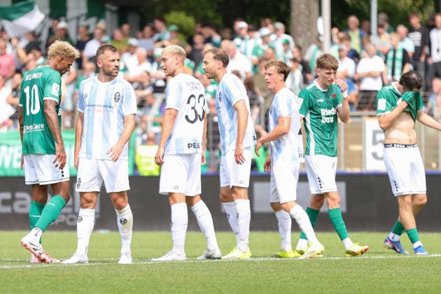 August 1, 2026, Men s, Soccer, 2026–2027 season, Bavarian Regional League, Matchday 2: 1 FC Schweinfurt 1905 vs. TSV 1860 Munich; players from both teams; Schweinfurt Riedel Bau Arena at Sachs Stadio, Bavaria, Lower Franconia, Germany