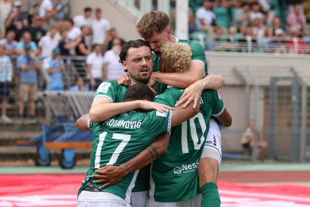 August 1, 2026, Men s Soccer, 2026–2027 Season, Bavarian Regional League, Matchday 2: 1 FC Schweinfurt 1905 vs. TSV 1860 Munich; Schweinfurt celebrates the 2–1 victory thanks to Mike Dellinger; FC Schweinfurt 05, 10; Schweinfurt Riedel Bau Arena at Sachs Stadium, Bavaria, Lower Franconia, Germany