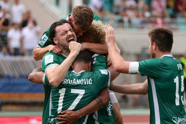 August 1, 2026, Men s Soccer, 2026–2027 Season, Bavarian Regional League, Matchday 2: 1 FC Schweinfurt 1905 vs. TSV 1860 Munich; Schweinfurt celebrates the 2–1 victory thanks to Mike Dellinger; FC Schweinfurt 05, 10; Schweinfurt Riedel Bau Arena at Sachs Stadium, Bavaria, Lower Franconia, Germany