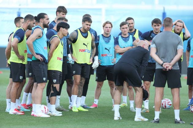 Football, Champions League qualifiers, Zalgiris Kaunas, training