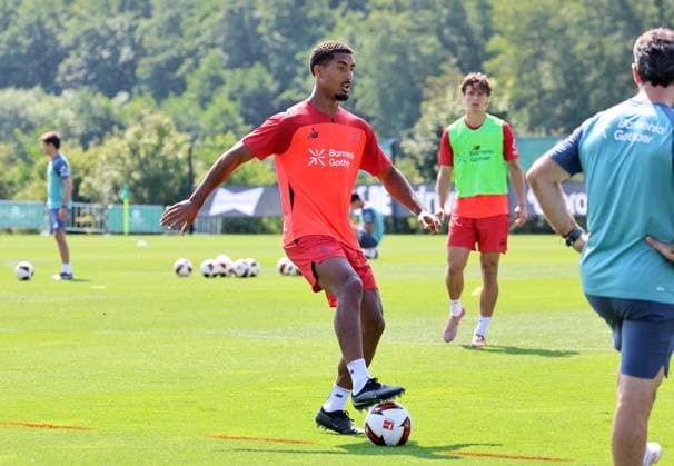 GER, Bayer 04 Leverkusen Training Camp in Blankenhain, August 3, 2026, Blankenhain, GER, 2026–2027 Season, Bundesliga 1, Bayer 04 Leverkusen Training Camp in Pictures: Loic Bade, Leverkusen on the Ball. DFL regulations prohibit any use of photographs as image sequences and or quasi-video content.