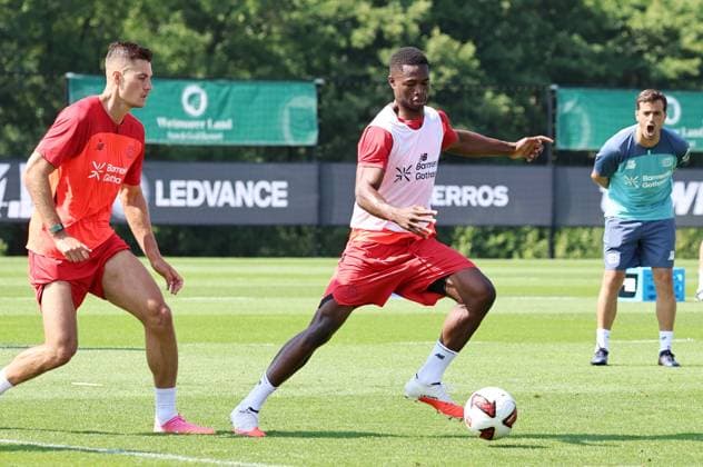 GER, Bayer 04 Leverkusen Training Camp in Blankenhain, August 3, 2026, Blankenhain, GER, 2026–2027 Season, Bundesliga 1, Bayer 04 Leverkusen Training Camp in Pictures: Christian Kofane (Leverkusen) on the ball; on the left, Patrik Schick (Leverkusen). DFL regulations prohibit any use of photographs as image sequences and or quasi-video content.
