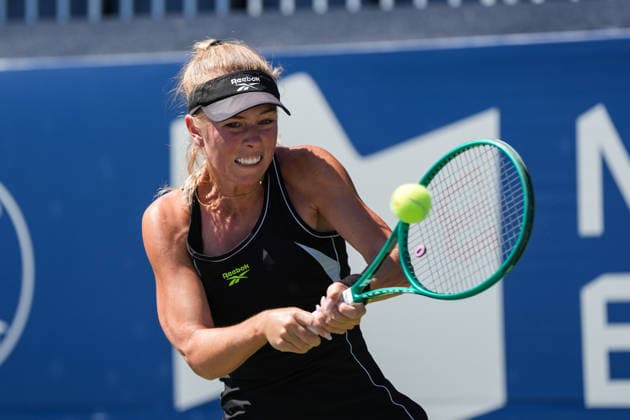 WTA, Tennis Damen Masters 1000 National Bank Open Toronto 2026 - Round of 128 - Day 3 Magdalena French of Poland plays a backhand during the Women™s Singles round of 128 match against Leolia Jeanjean of France on day 3 of the WTA Masters 1000 National Bank Open at Sobeys Stadium on August 3, 2026, in Toronto, Canada. (Photo by Leonardo Ramirez Eyepix Group) Copyright: xLeonardoxRamirezx xEyepixxGroupx LR03082026-09468