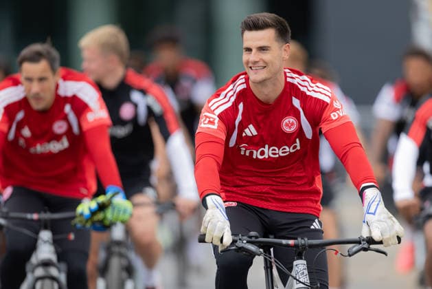 Training: Eintracht Frankfurt goalkeeper Michael Zetterer, Eintracht Frankfurt, 23. Eintracht Frankfurt training session on July 20, 2026, at Deutsche Bank Park in Frankfurt am Main, Frankfurt am Main, Hesse, Germany. Deutsche Bank Park