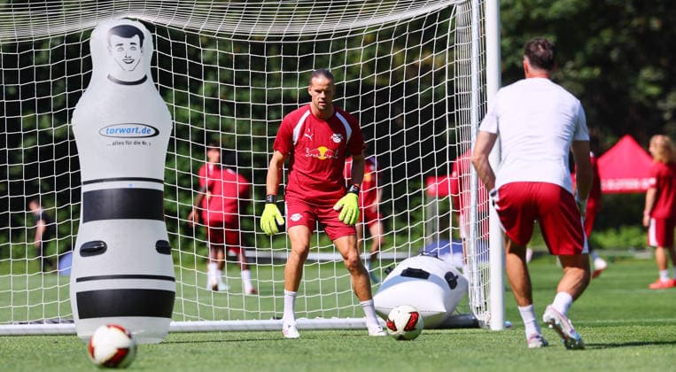 RB Leipzig (AUT) Training Camp, Bundesliga, Saalfelden, August 4, 2026, Gut Brandlhof, Soccer, Bundesliga, GER, RB Leipzig Training Camp in Saalfelden am Steinernen Meer (AUT), Pictured: New signing, goalkeeper ¯rjan Oerjan Nyland, Picture Point