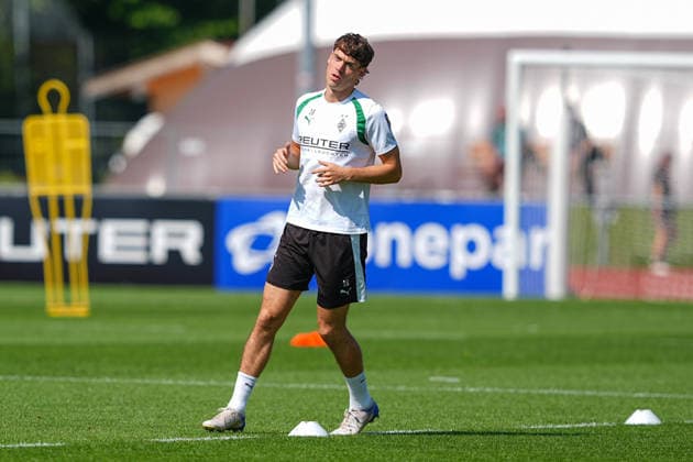 August 4, 2026, xydrx, soccer, training camp, Borussia Mönchengladbach, 2026–2027 season, Stadion am Birkenmoos, Philipp Sander, Borussia Mönchengladbach, 16. DFB regulations prohibit any use of photographs as image sequences and or quasi-video. Copyright: HMBxMedia YannisxDreimann