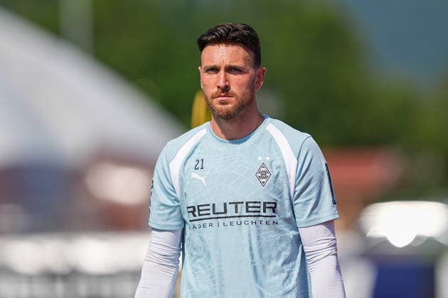August 4, 2026, xydrx, soccer, training camp, Borussia Mönchengladbach, 2026–2027 season, Stadion am Birkenmoos, Tobias Sippel, Borussia Mönchengladbach, 21. DFB regulations prohibit any use of photographs as image sequences and or quasi-video. Copyright: HMBxMedia YannisxDreimann