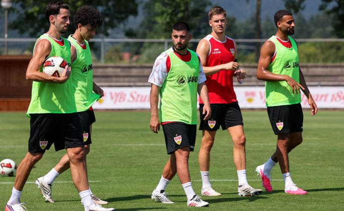 August 4, 2026, Germany, Grassau, Bundesliga, 2026–2027 season, VfB Stuttgart training camp, from left: Atakan Karazor, Ameen Al Dakhil, Deniz Undav, Ramon Hendriks, Josha Vagnoman